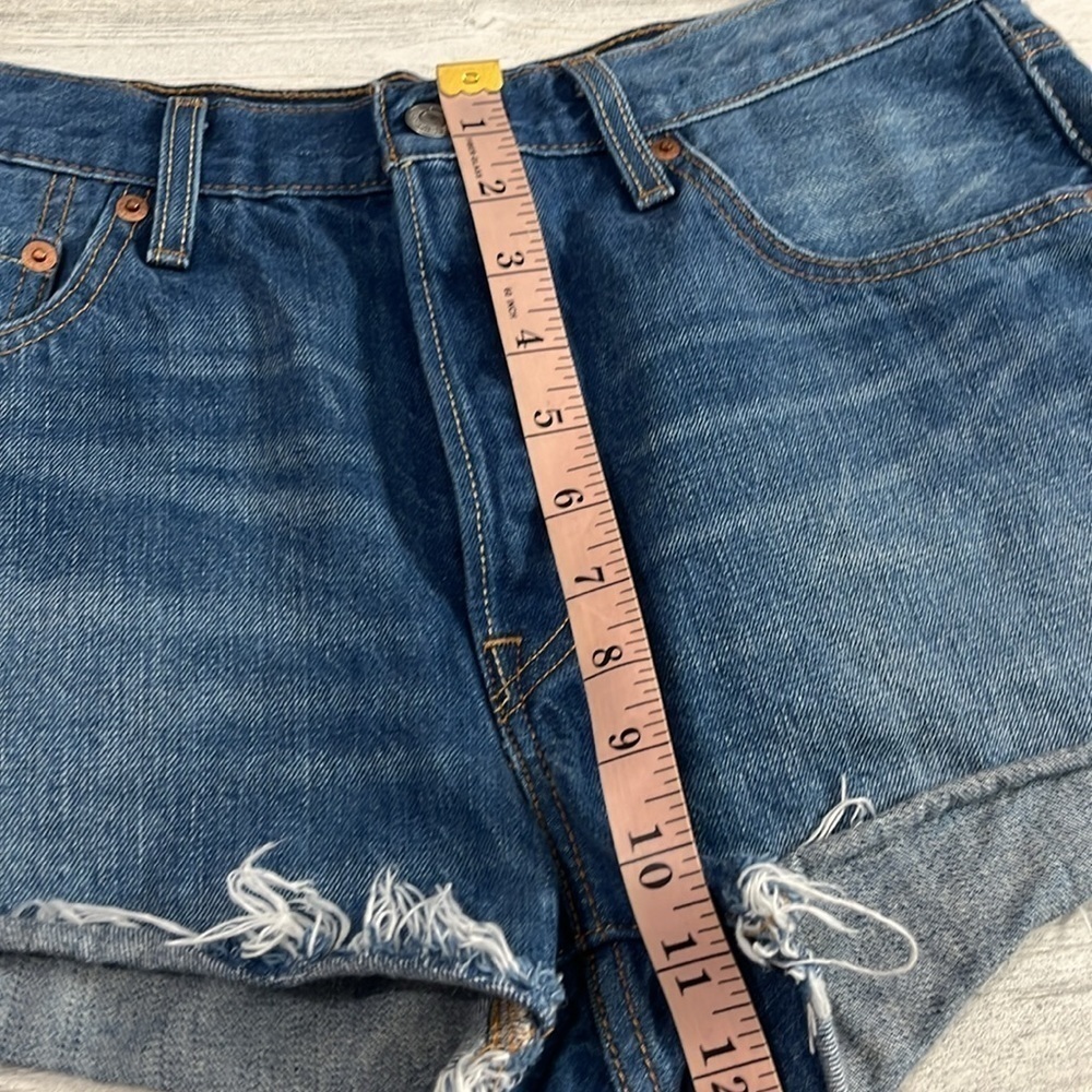 Levi’s 501 button fly shorts size 31 - Picture 9 of 11
